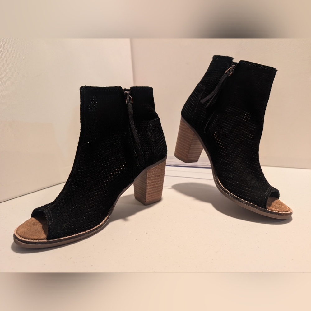 Toms Black Peep-Toe Heeled Boots